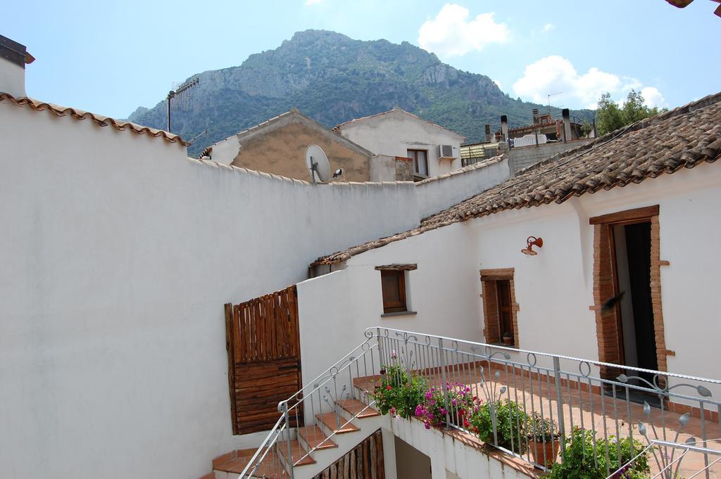 Rifugio Di Galte Bed & Breakfast Galtellì Dış mekan fotoğraf